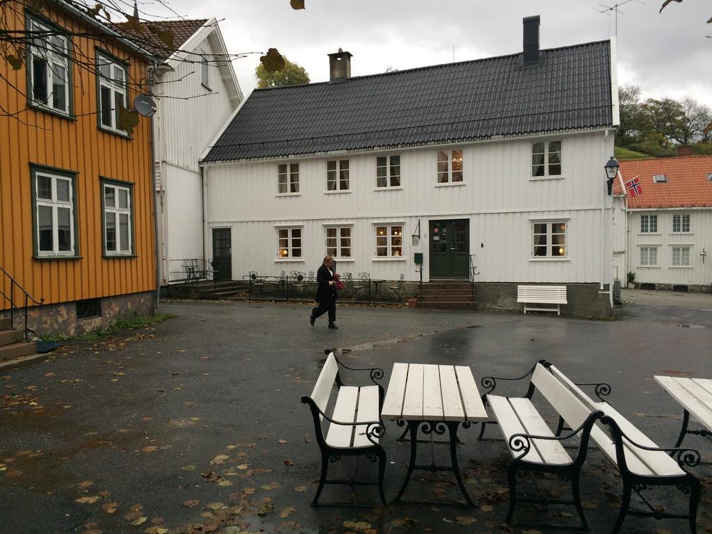 Gjestehuset Ibsen Grimstad  Pokój zdjęcie