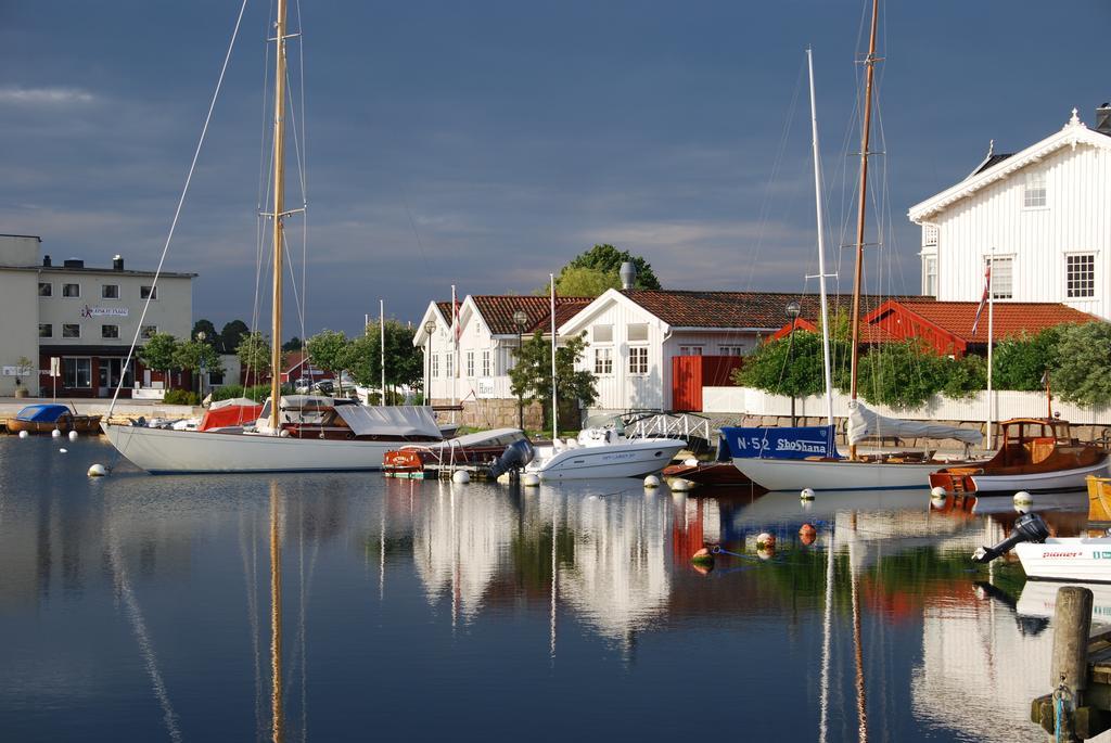 Gjestehuset Ibsen Grimstad  Zewnętrze zdjęcie