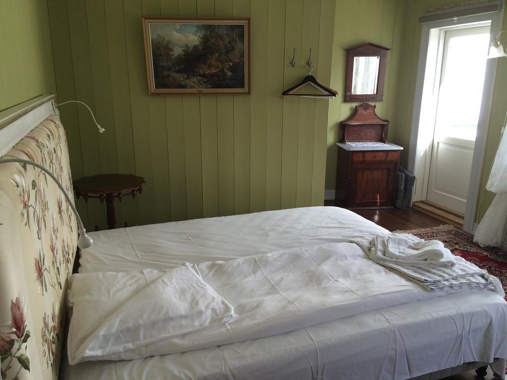 Gjestehuset Ibsen Grimstad  Zewnętrze zdjęcie